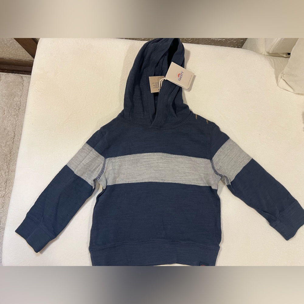 Faherty Sunrise Organic Cotton Hooded tee in Navy and Gray